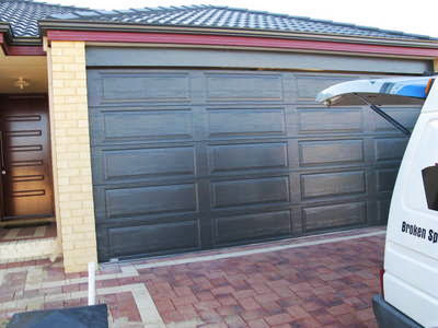 Adelaide Roller Door Repairs in Morphett Vale