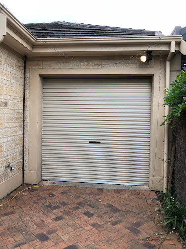That Roller Door Bloke in Hampstead Gardens